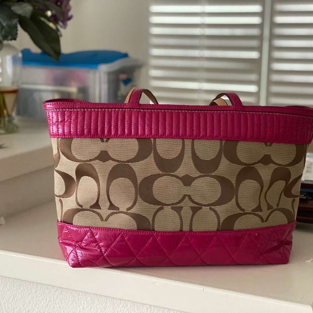 Coach Khaki/Magenta Pop Signature Tote